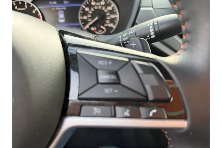 $21000 : Nissan Altima 2025 2.5 SR 4d image 6