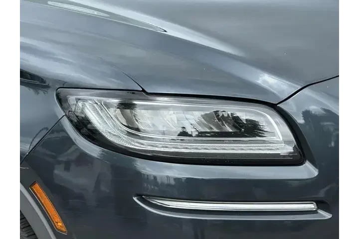 $27995 : Lincoln Nautilus 2021 AWD Re image 8