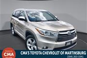 PRE-OWNED 2016 TOYOTA HIGHLAN en Madison WV