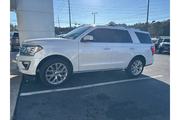 $14540 : Ford Expedition 2018 4x4 Lim image 4