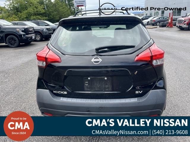 $17227 : PRE-OWNED 2019 NISSAN KICKS SV image 6