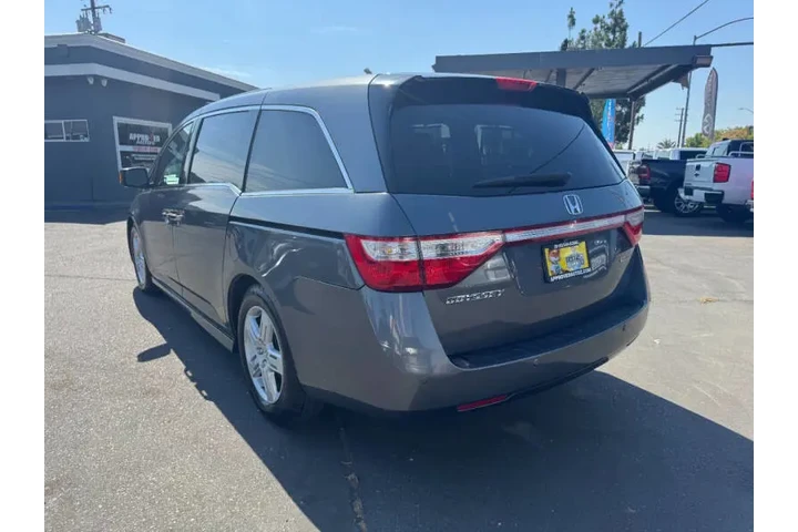 $8998 : 2012 Odyssey Touring image 8