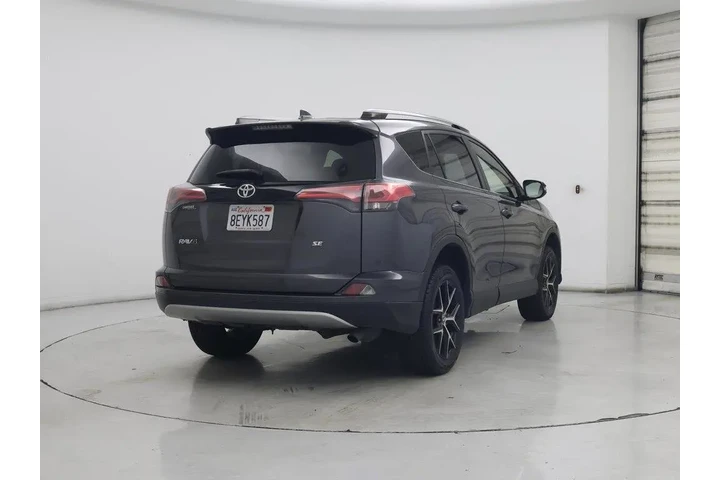 $23998 : Toyota RAV4 2018 SE 4dr SUV image 8