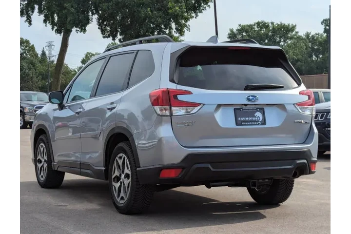 $19985 : 2021 Forester Premium image 10