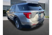$24920 : Ford Explorer 2022 AWD XLT 4 thumbnail