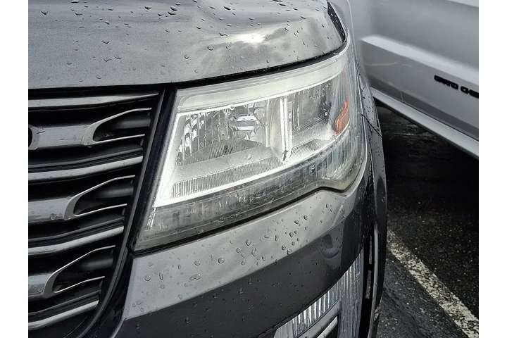 $14439 : Ford Explorer 2017 XLT 4dr S image 4