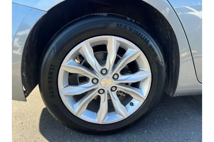 $23988 : Chevrolet Malibu 2023 LT 4dr image 5