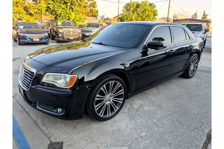 $10995 : 2013 300 S V6 RWD image 3