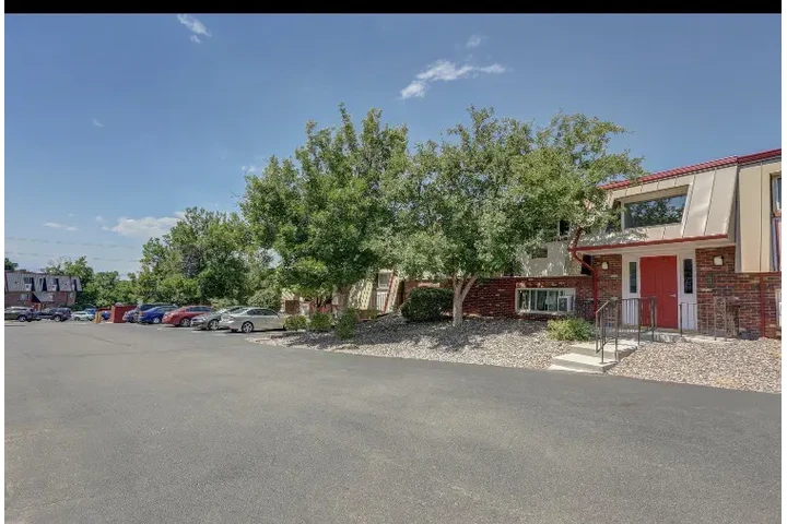 $1100 : Cozy 1-Bedroom and 1-Bathroom image 9