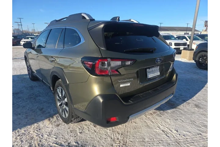 $29497 : 2023 Outback Touring image 7