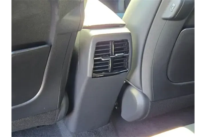 $24988 : Kia Niro EV 2025 Wind 4dr Cr image 8