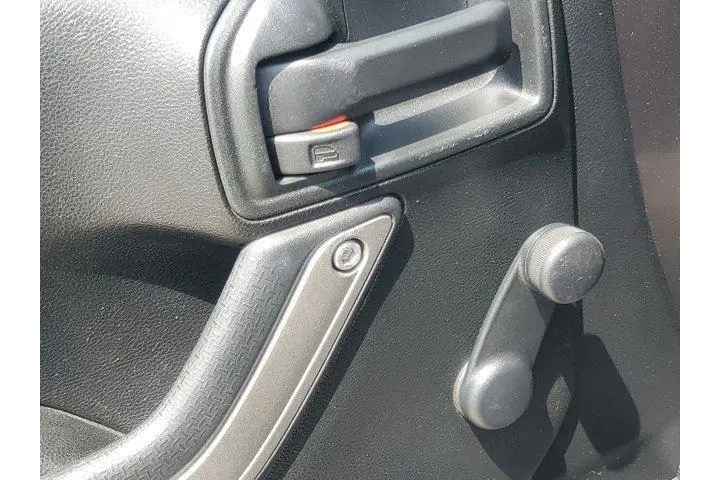 $14595 : Jeep Wrangler 2016 4x4 Sport image 8