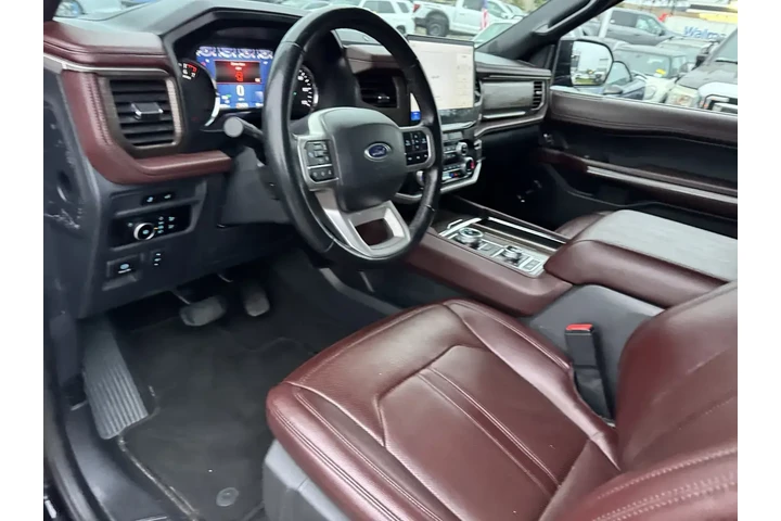 $39776 : Ford Expedition MAX 2023 4x4 image 9