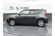 $11415 : Kia Soul 2020 LX 4dr Crossov thumbnail