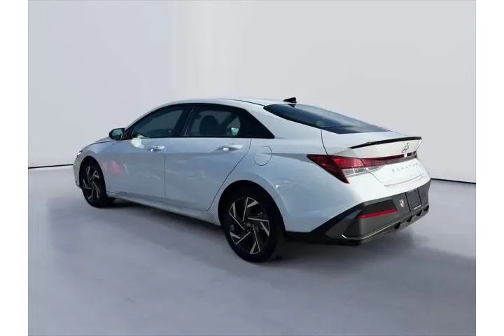 $23988 : Hyundai ELANTRA 2025 SEL Spo image 5