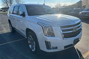 $23995 : Pre-Owned 2017 Escalade ESV P thumbnail