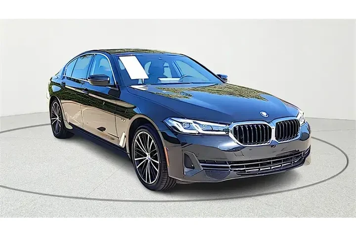 $26514 : BMW 5 Series 2023 530e 4dr S image 1
