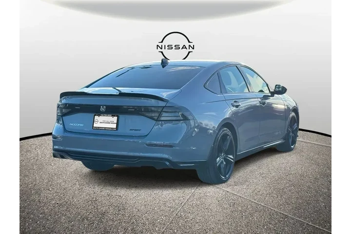 $25975 : Honda Accord Hybrid 2024 Spo image 6