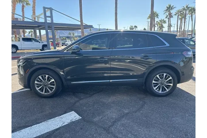 $29326 : Lincoln Nautilus 2022 AWD St image 8