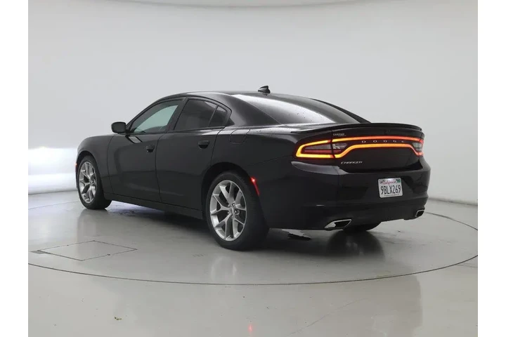 $21998 : Dodge Charger 2020 SXT 4dr S image 2