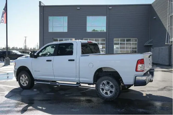 $39328 : Ram 2500 2024 4x4 Big Horn 4 image 7