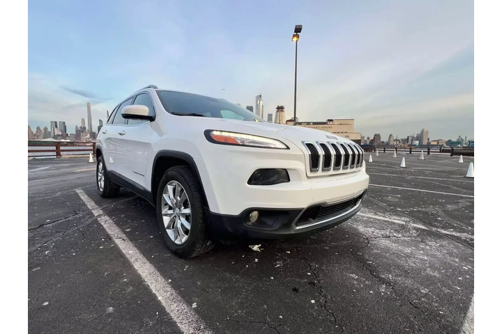 $11495 : 2017 JEEP CHEROKEE LIMITED SP image 2