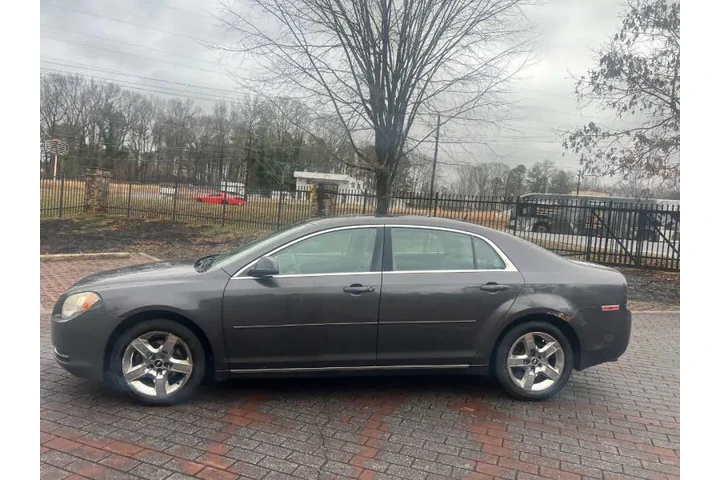 $4350 : 2011 Malibu LS image 7