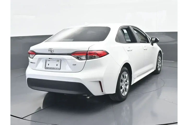 $17991 : Toyota Corolla 2023 LE 4dr S image 5