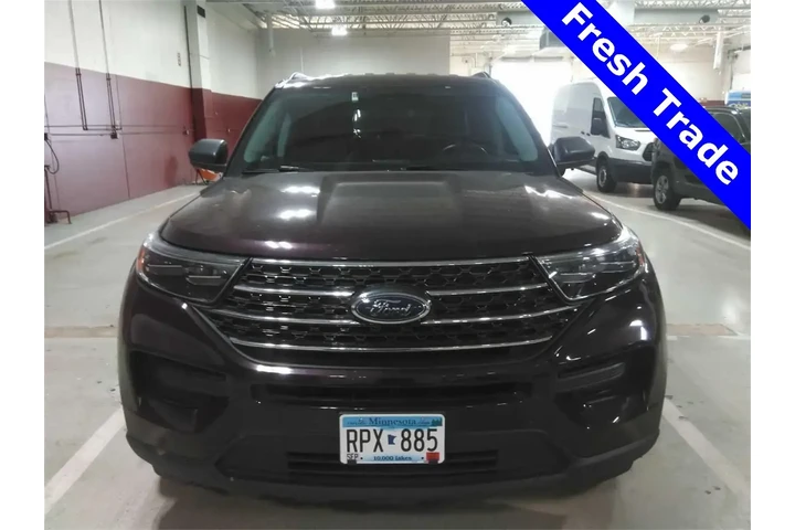 $26899 : Ford Explorer 2023 AWD XLT 4 image 2
