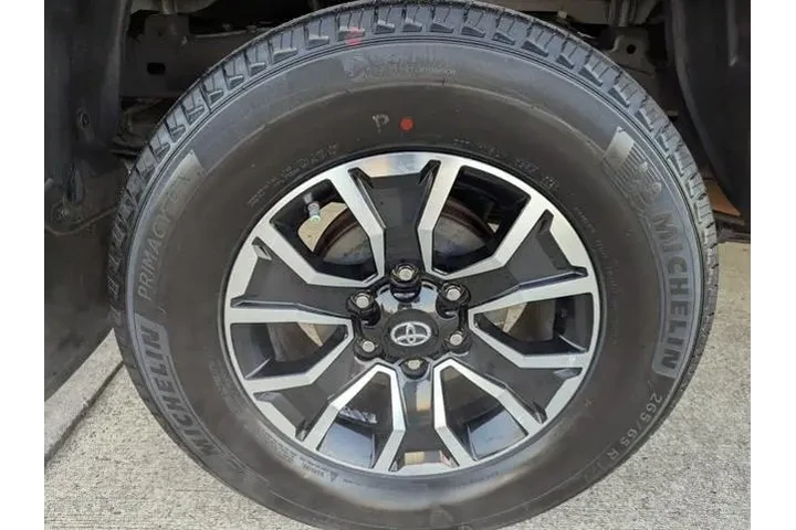 $32987 : Toyota Tacoma 2020 4x4 TRD P image 9