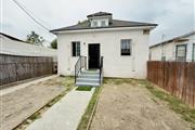 637 E 111th Pl. LA. CA