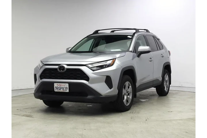 $34998 : Toyota RAV4 2025 XLE 4dr SUV image 4