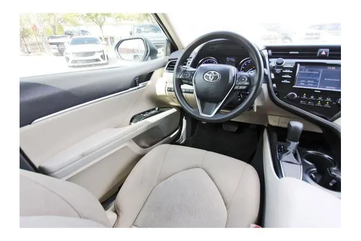 $20338 : Toyota Camry 2020 LE 4dr Sed image 7