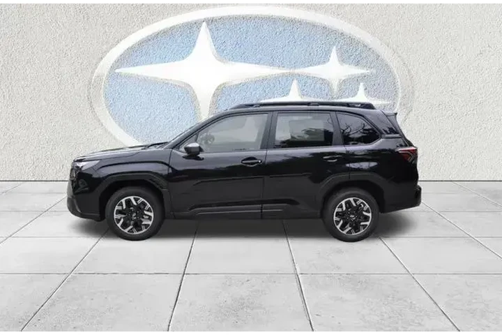 $30990 : Subaru Forester 2025 AWD Pre image 5
