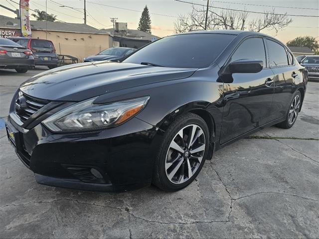 $9495 : 2016 Altima 2.5 SR image 1