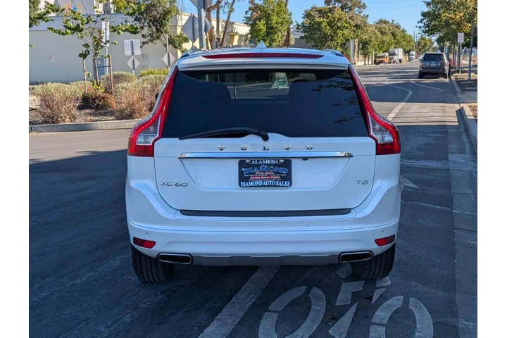 $14988 : 2017 XC60 Inscription image 6