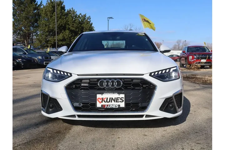 $26477 : Audi A4 2024 AWD quattro S l image 2