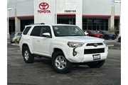 Toyota 4Runner 2023 4x4 SR5 en Los Angeles