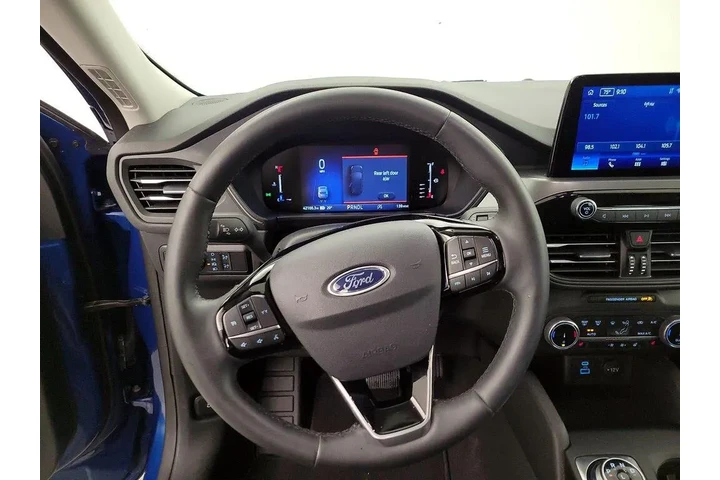 $19998 : Ford Escape 2023 Active 4dr image 10