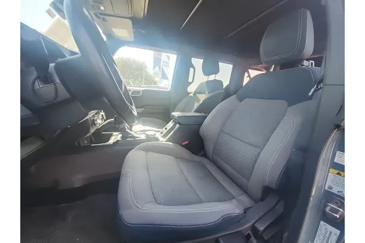 $29998 : Ford Bronco 2021 4x4 Black D image 7