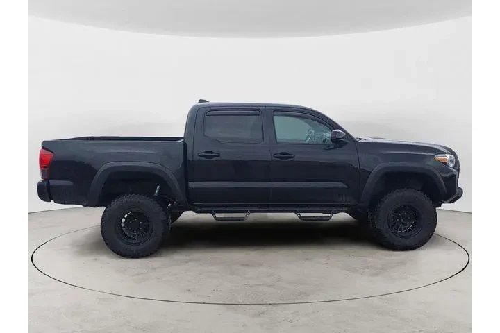 $31561 : Toyota Tacoma 2019 4x4 TRD P image 6