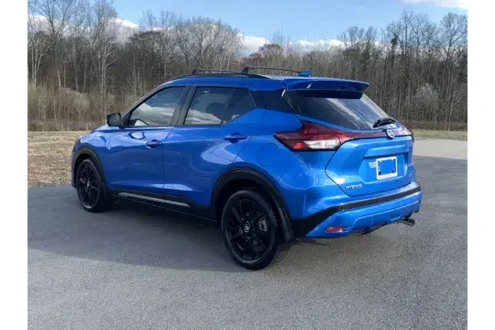 $19900 : 2021 KICKS SR image 5