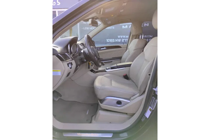 $10850 : 2013 Mercedes-Benz GL-Class G image 9