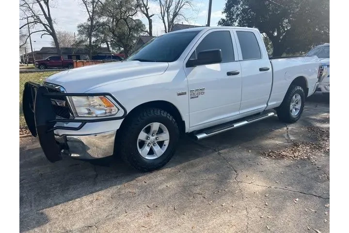 $15995 : Ram 1500 Classic 2022 4x2 Tr image 1