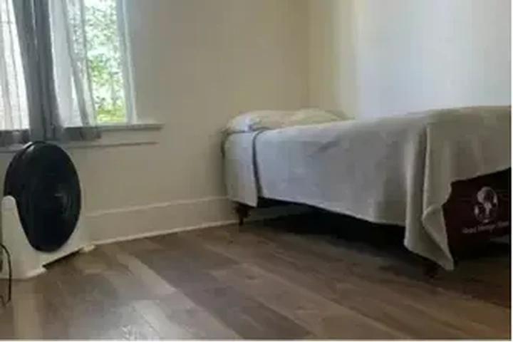 $750 : Sur Centro Vernon y Normandie image 1