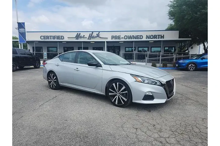 $17999 : Nissan Altima 2021 2.5 SR 4d image 1