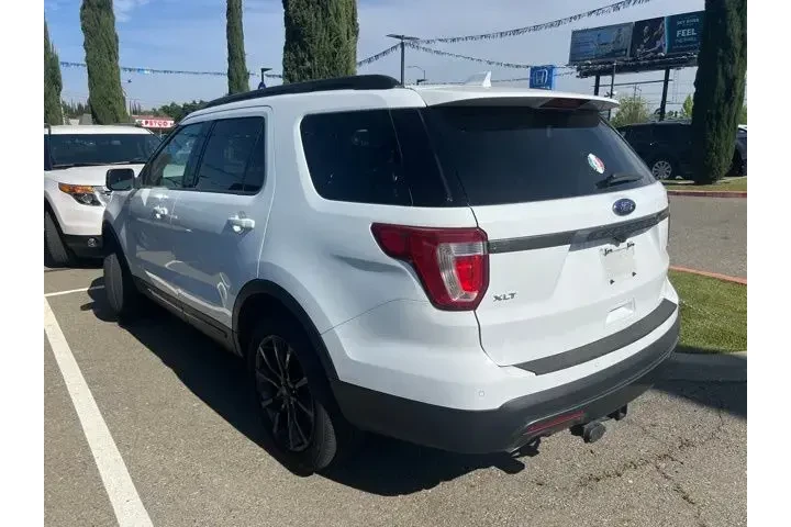 $23988 : Ford Explorer 2017 AWD XLT 4 image 6