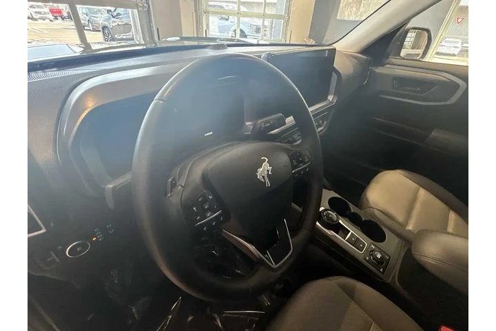 $33444 : Ford Bronco Sport 2025 AWD B image 9