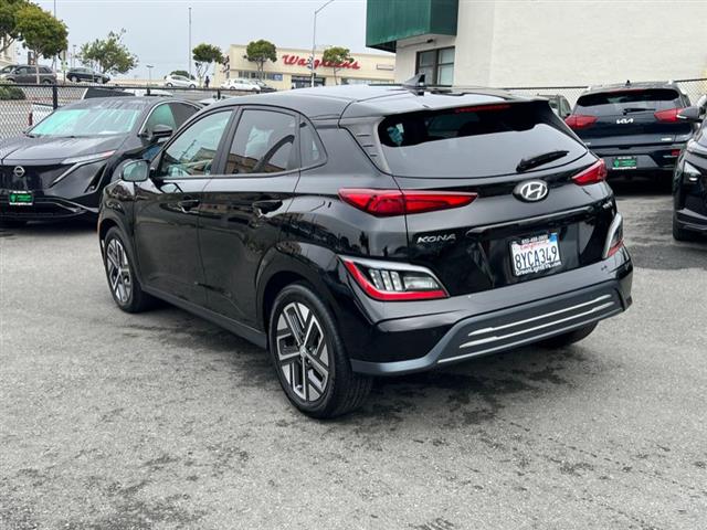 $25800 : Used 2022 Kona Electric Limit image 7