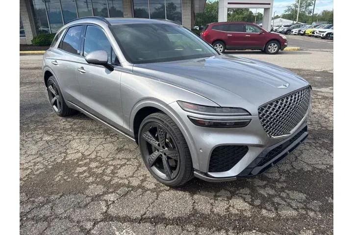 $37242 : Genesis GV70 2023 AWD 2.5T S image 5